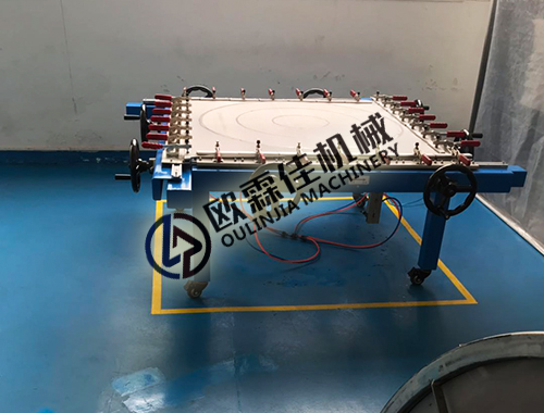 機械式繃網(wǎng)機 機械式繃網(wǎng)機